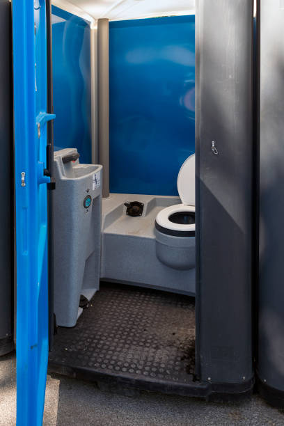 Best Portable restroom trailer rental  in Lindsborg, KS